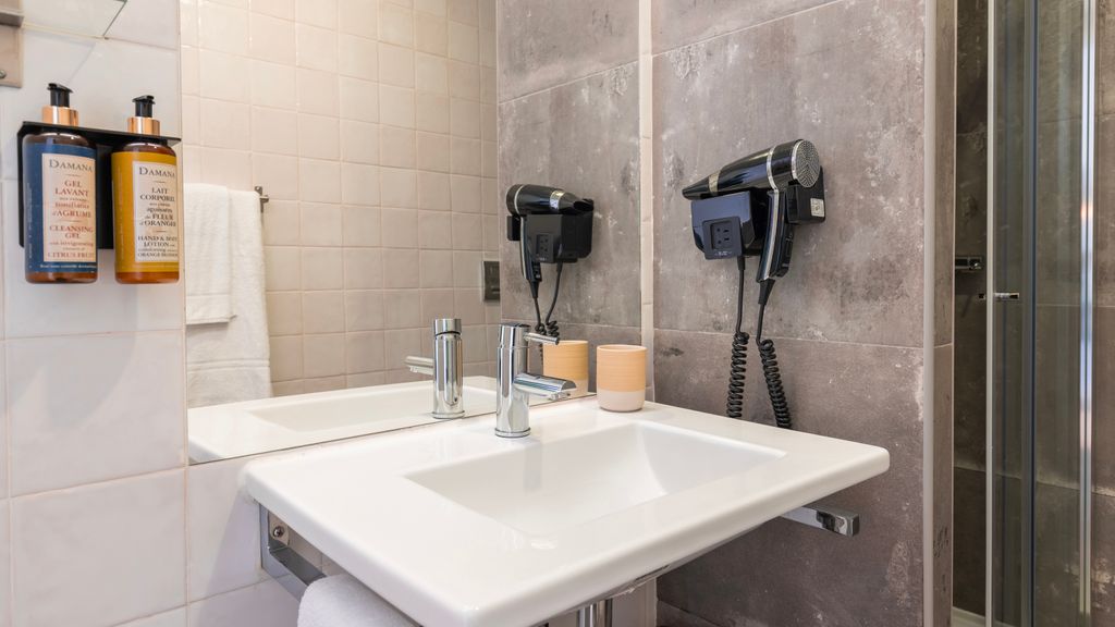 Carmo 43 | Apartment 200