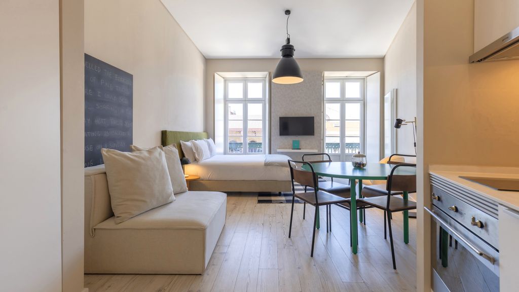 Carmo 43 | Apartment 201