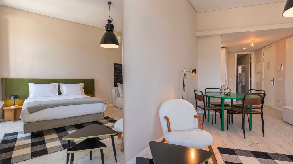 Carmo 43 | Apartment 201