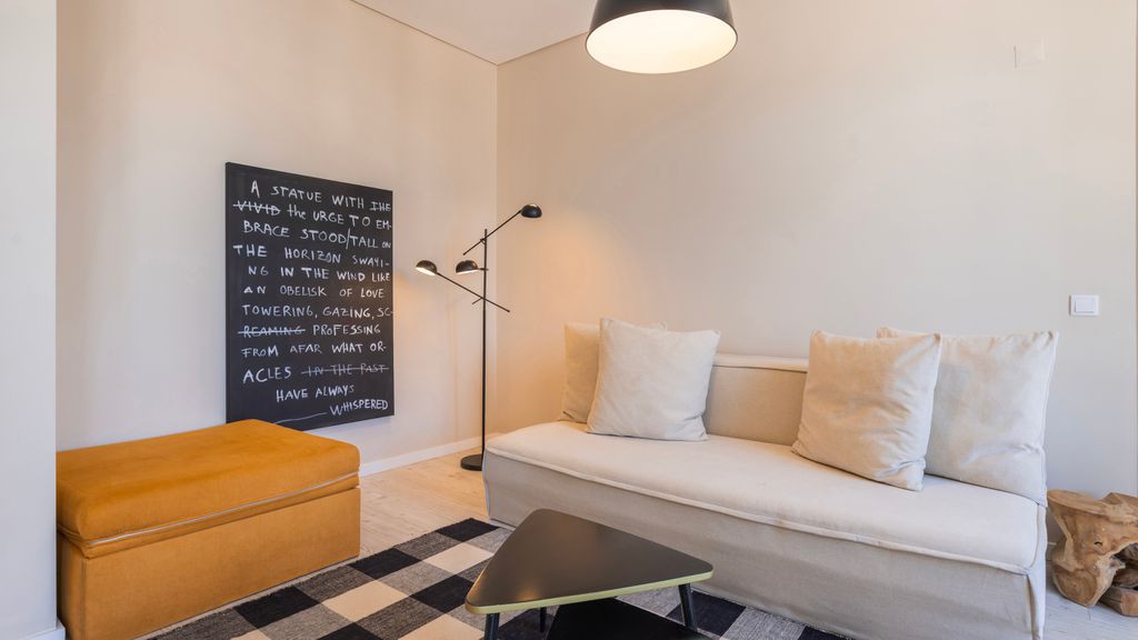 Carmo 43 | Apartment 202
