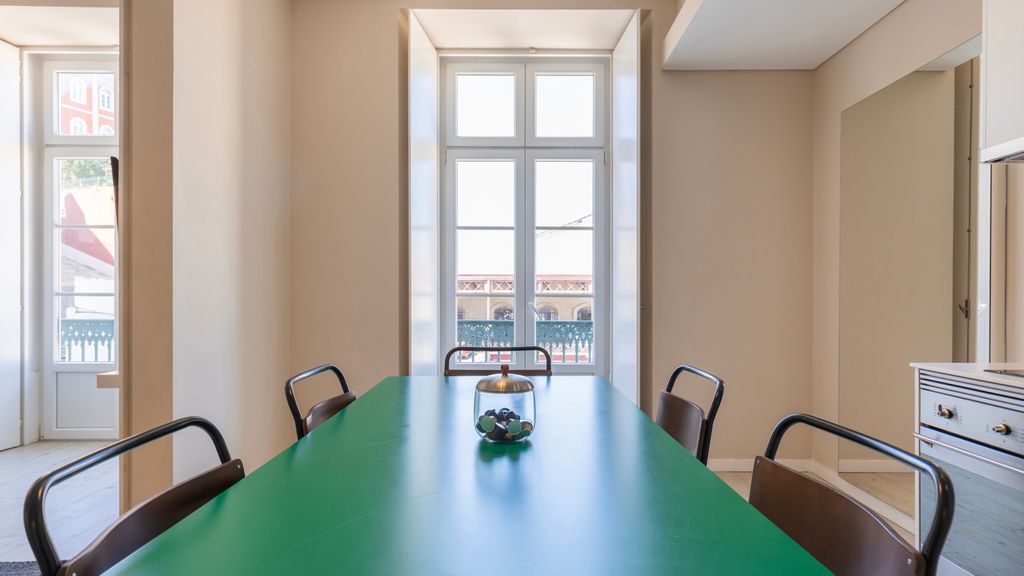 Carmo 43 | Apartment 202