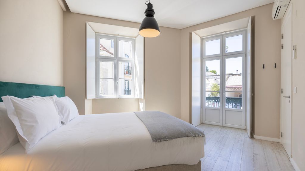 Carmo 43 | Apartment 202