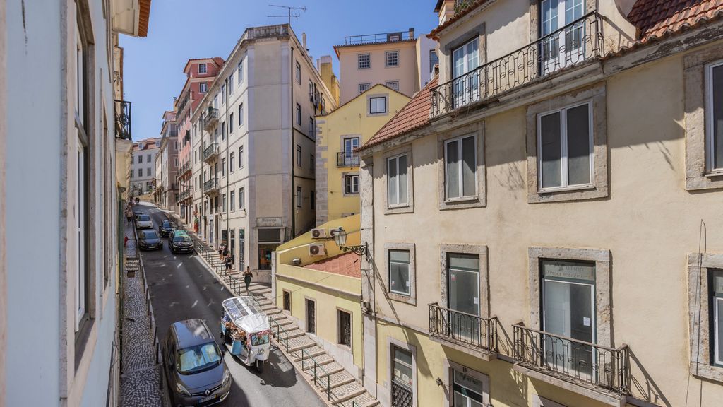 Carmo 43 | Apartment 203