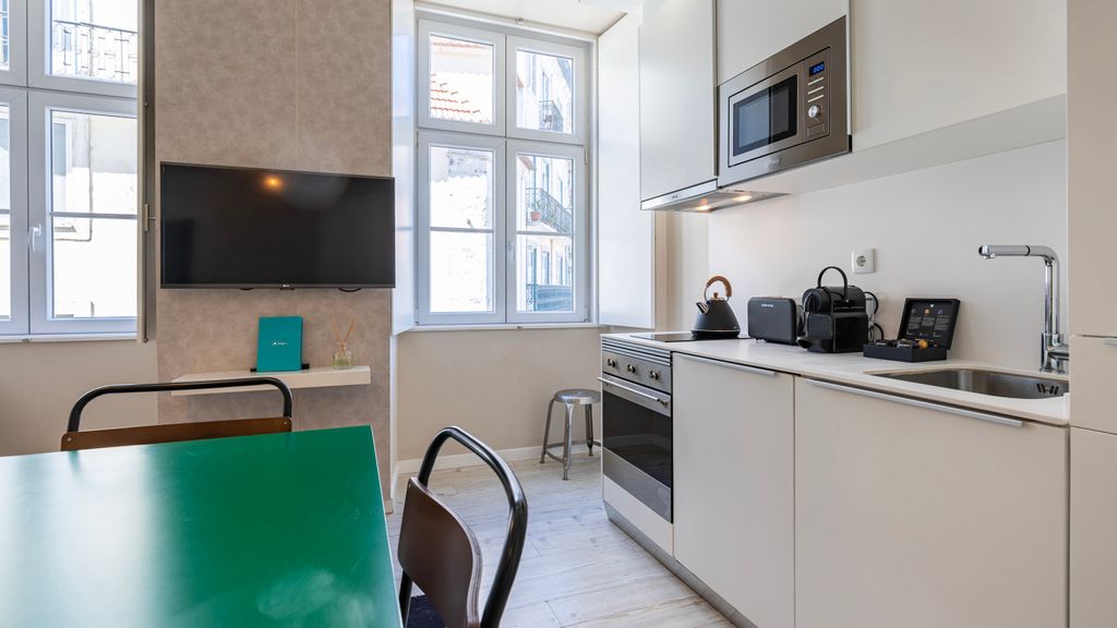 Carmo 43 | Apartment 203