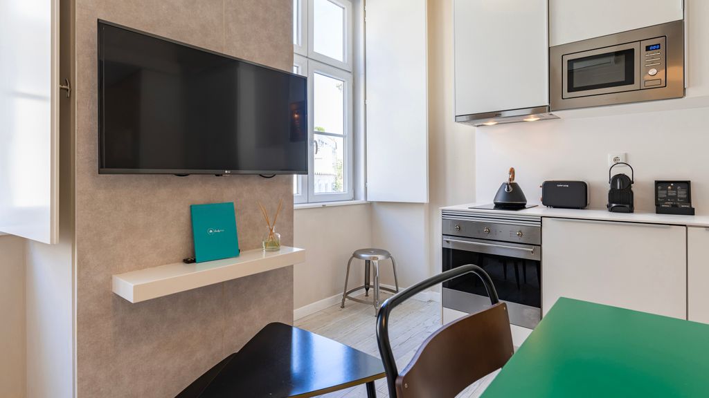 Carmo 43 | Apartment 203