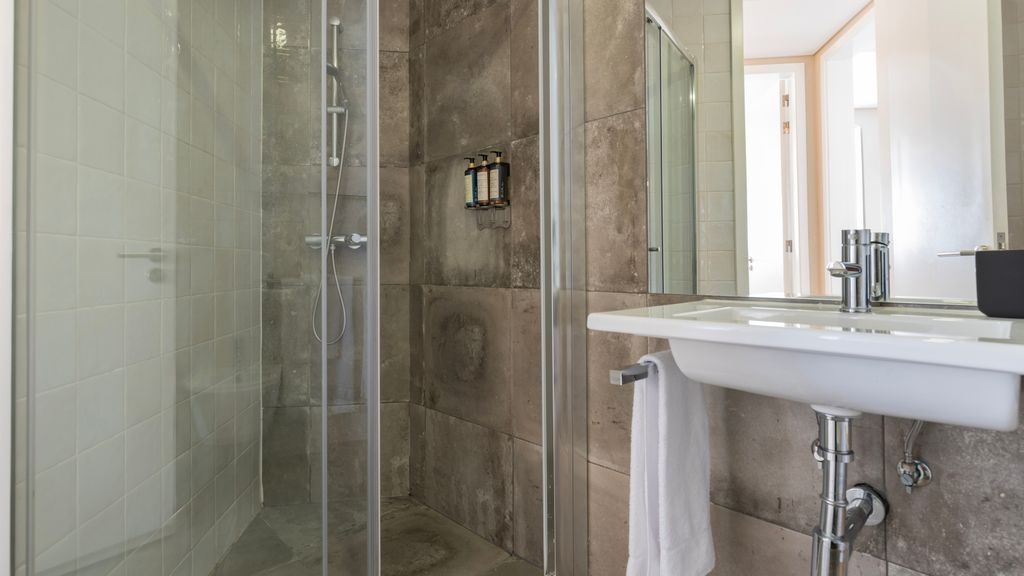 Carmo 43 | Apartment 203