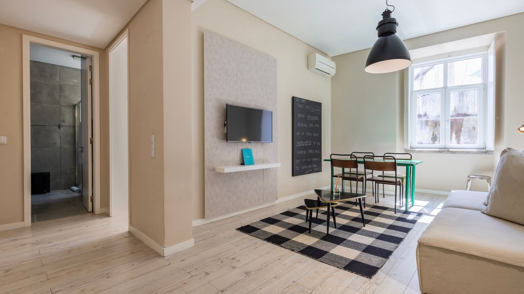 Carmo 43 | Apartment 204