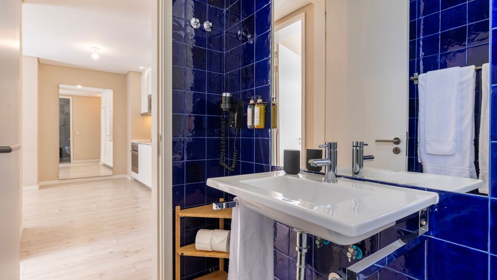 Carmo 43 | Apartment 204