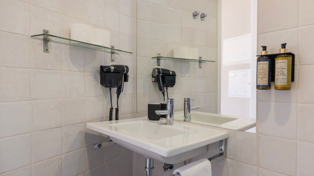 Carmo 43 | Apartment 301