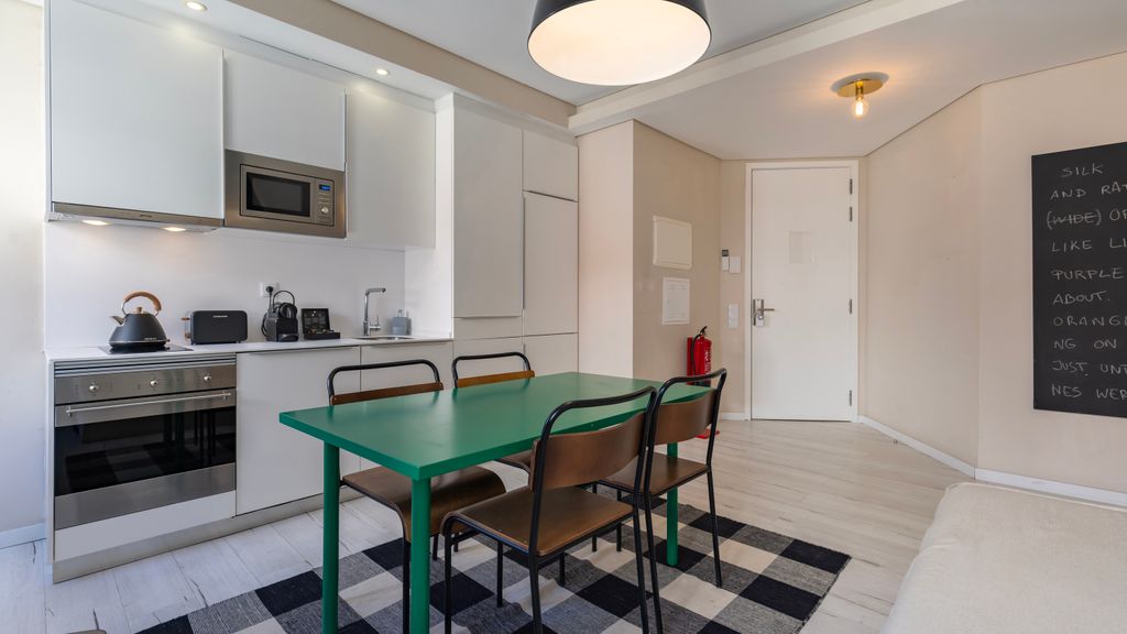 Carmo 43 | Apartment 303