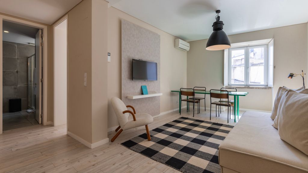 Carmo 43 | Apartment 304