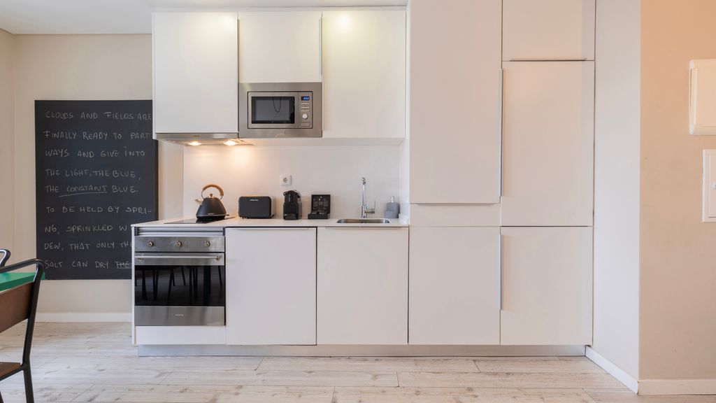 Carmo 43 | Apartment 402