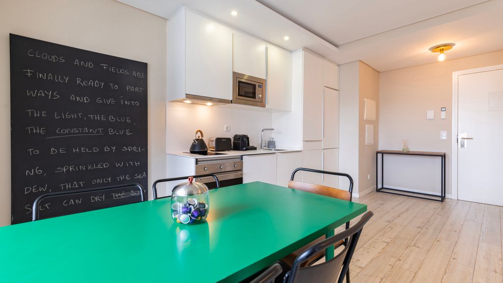 Carmo 43 | Apartment 402