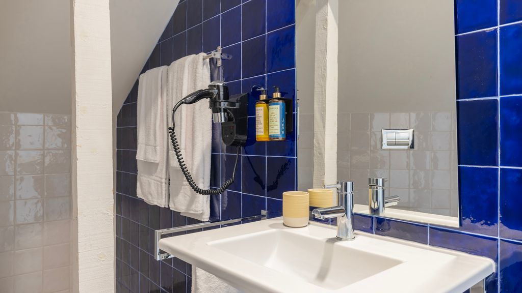 Carmo 43 | Apartment 402