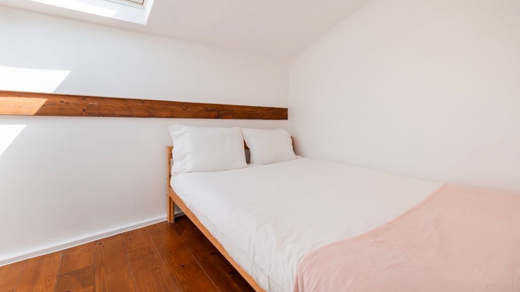Charming 3BDR Duplex in City Center by LovelyStay