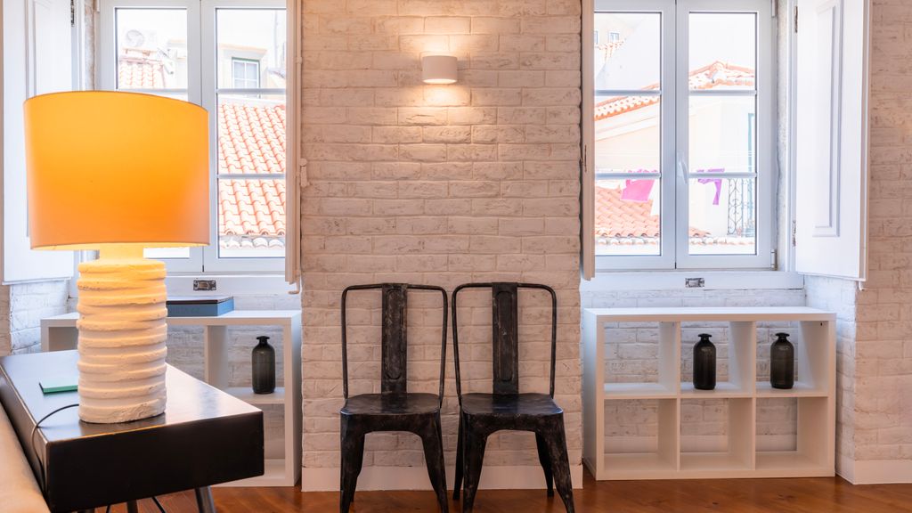 Charming 3BDR Duplex in City Center by LovelyStay