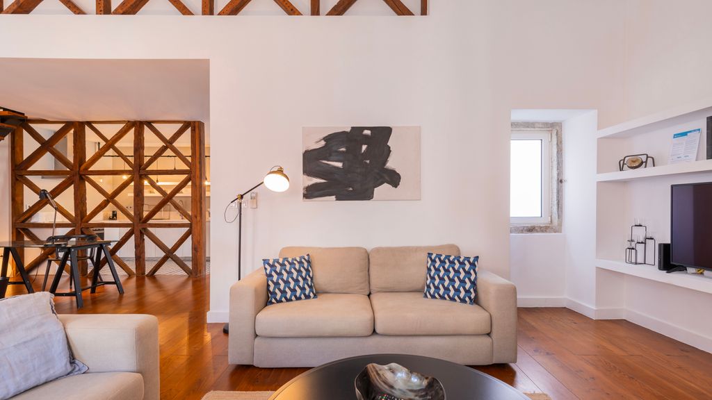 Charming 3BDR Duplex in City Center by LovelyStay
