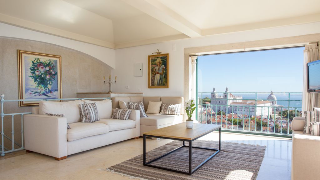 Penthouse Terrace 360º Lisbon View by LovelyStay