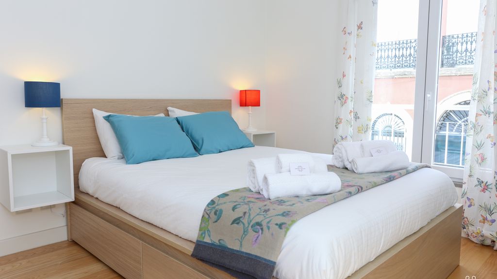 Azulejos Charming Flat with Terrace by LovelyStay