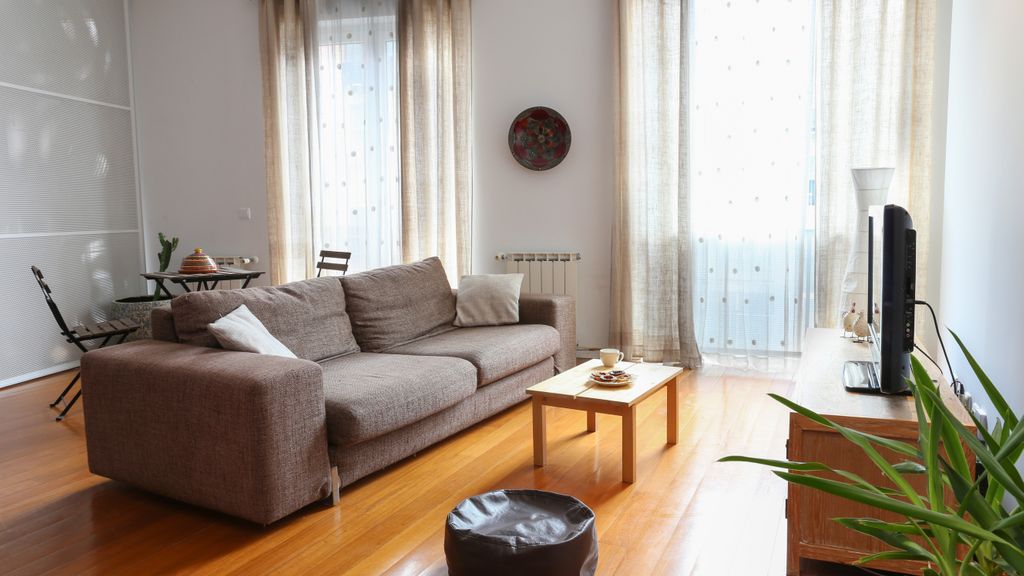 Modern Comfort T1 with Balcony by LovelyStay