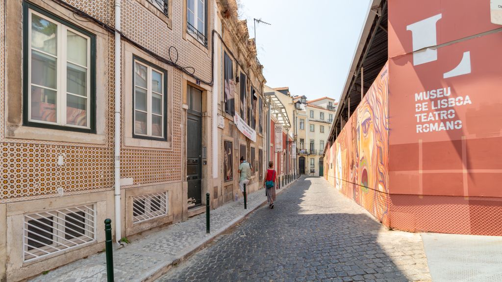 Alfama Balcony River View by LovelyStay