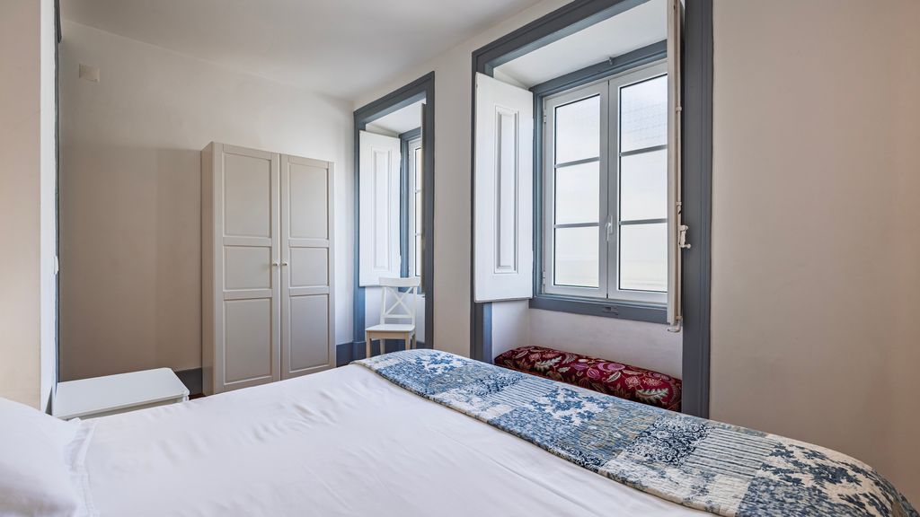 Classic & Super Central Apartment by LovelyStay