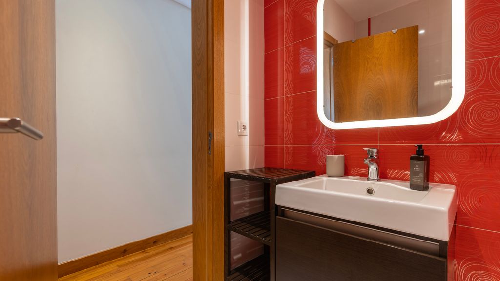 Luminous 1BDR Apartment by LovelyStay