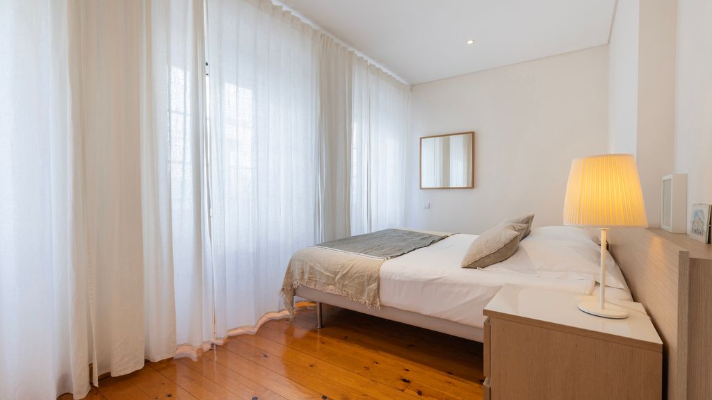Luminous 1BDR Apartment by LovelyStay