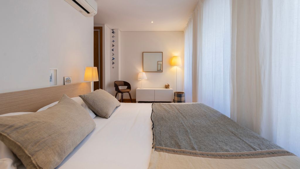 Luminous 1BDR Apartment by LovelyStay