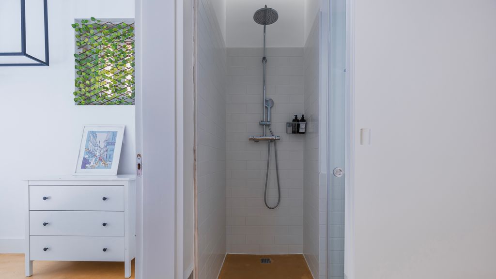 1BDR Apartment w/ Garden View by LovelyStay