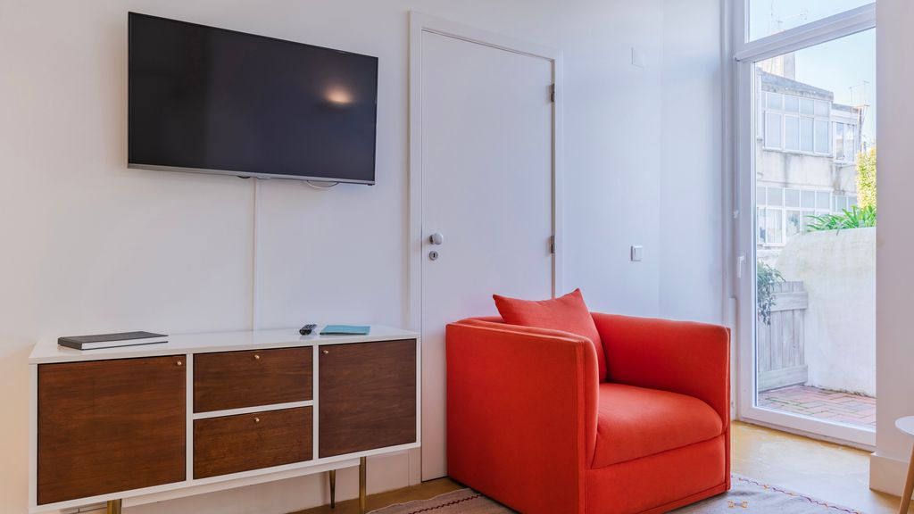 Quiet & Cool Apartment w/ Garden by LovelyStay