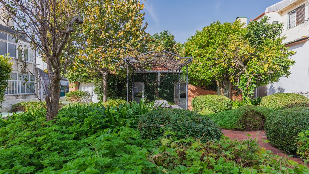 Graça Hidden Garden by LovelyStay 4