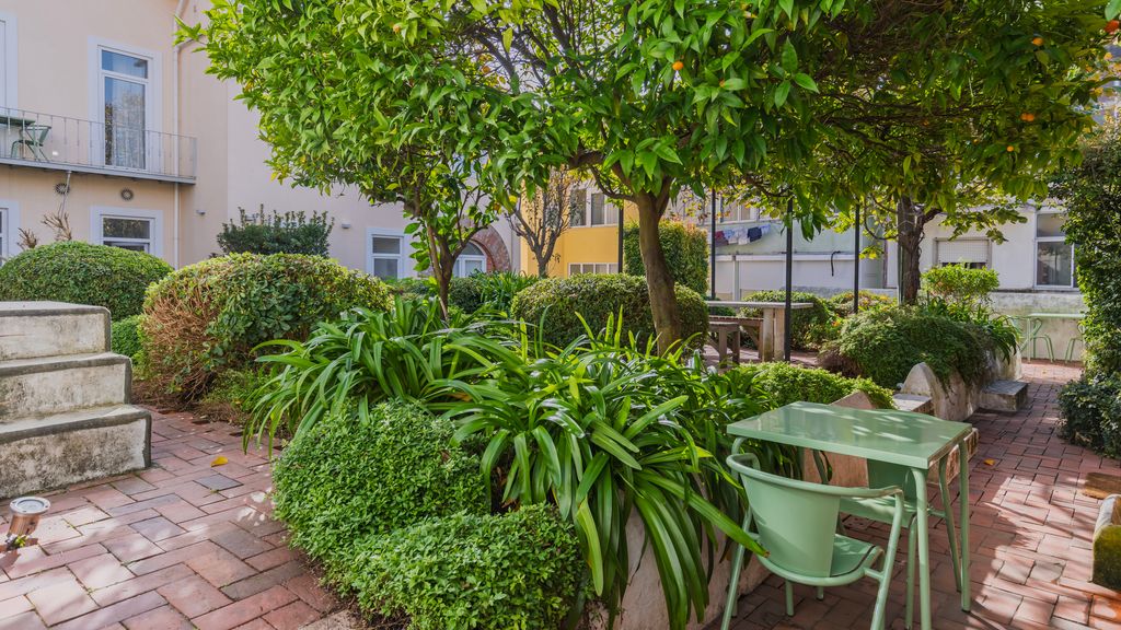 Graça Hidden Garden by LovelyStay 4