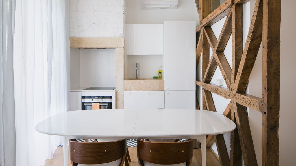 Quiet & Modern Apartment w/ Garden by LovelyStay