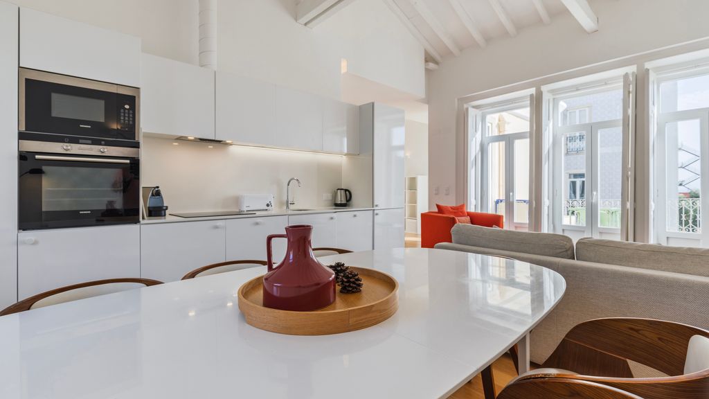 Amazing Terrace River View Apartment by LovelyStay