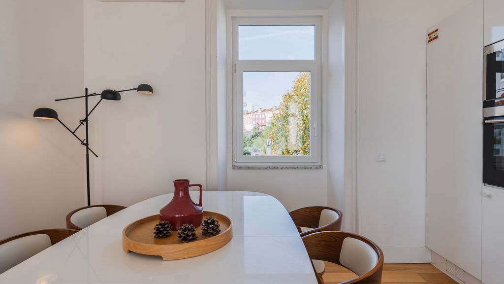 Amazing Terrace River View Apartment by LovelyStay