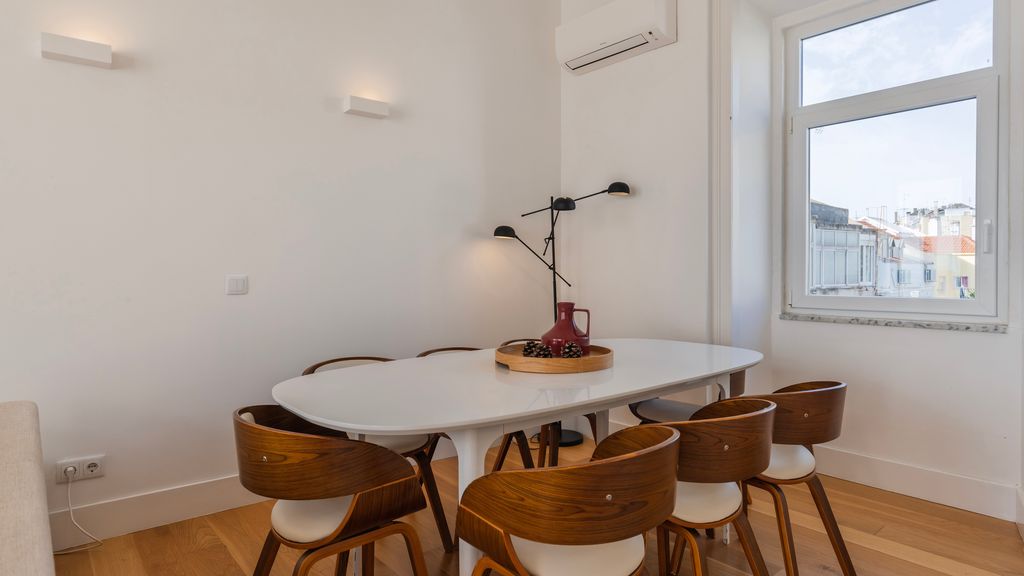 Amazing Terrace River View Apartment by LovelyStay