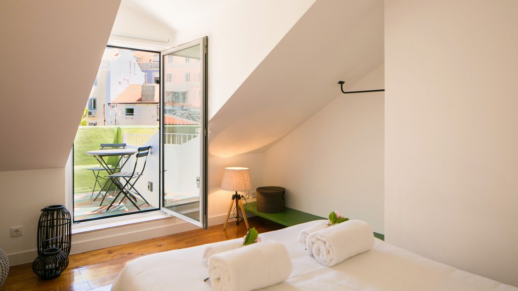 Central Rooftop Apartment by LovelyStay