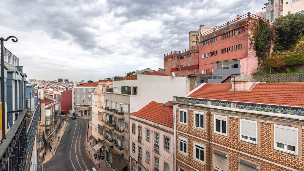 Amazing View Apartment by LovelyStay