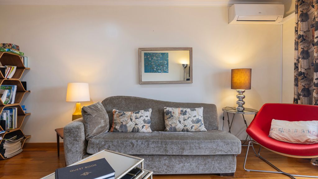Amazing View Apartment by LovelyStay