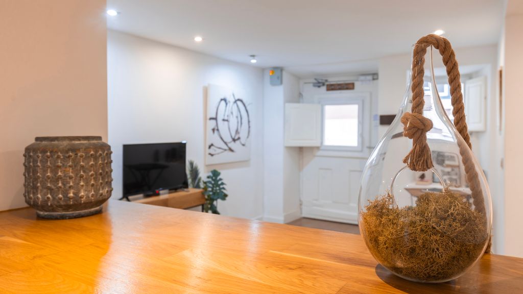 1BDR w/ Terrace in Alfama Centre by LovelyStay