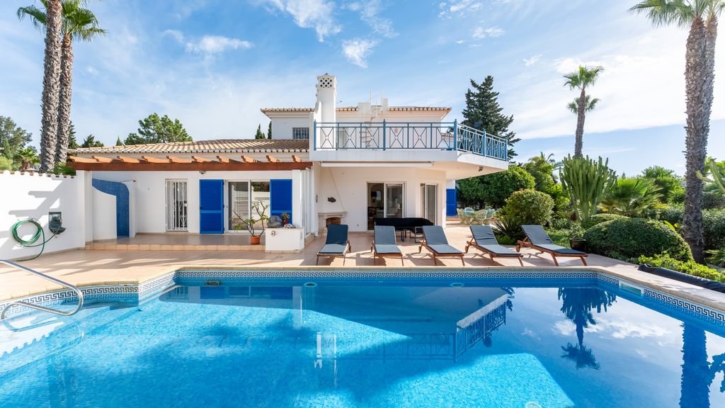 Villa w/ Pool, Garden, Sea View & Fiber Internet by LovelyStay