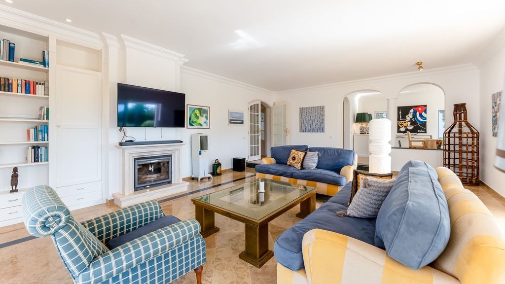 Villa w/ Pool, Garden, Sea View & Fiber Internet by LovelyStay