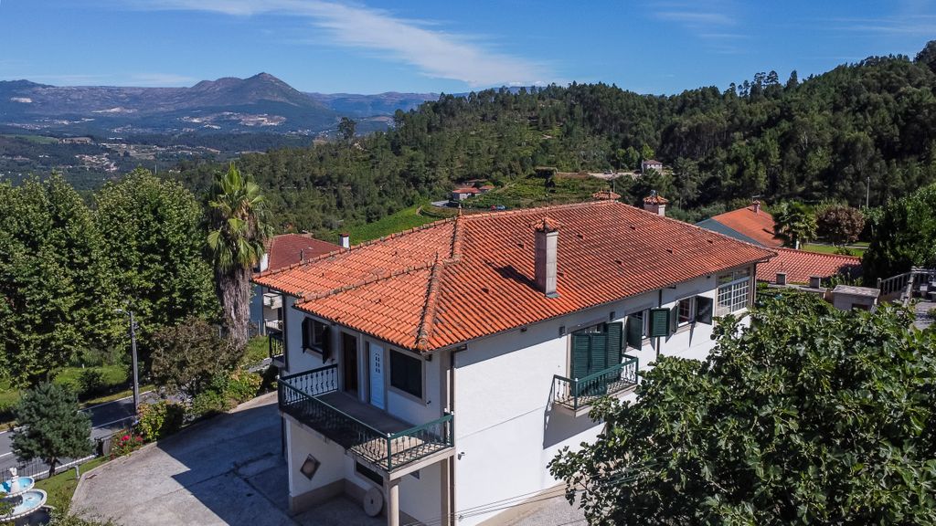Quinta do Fontanário by LovelyStay
