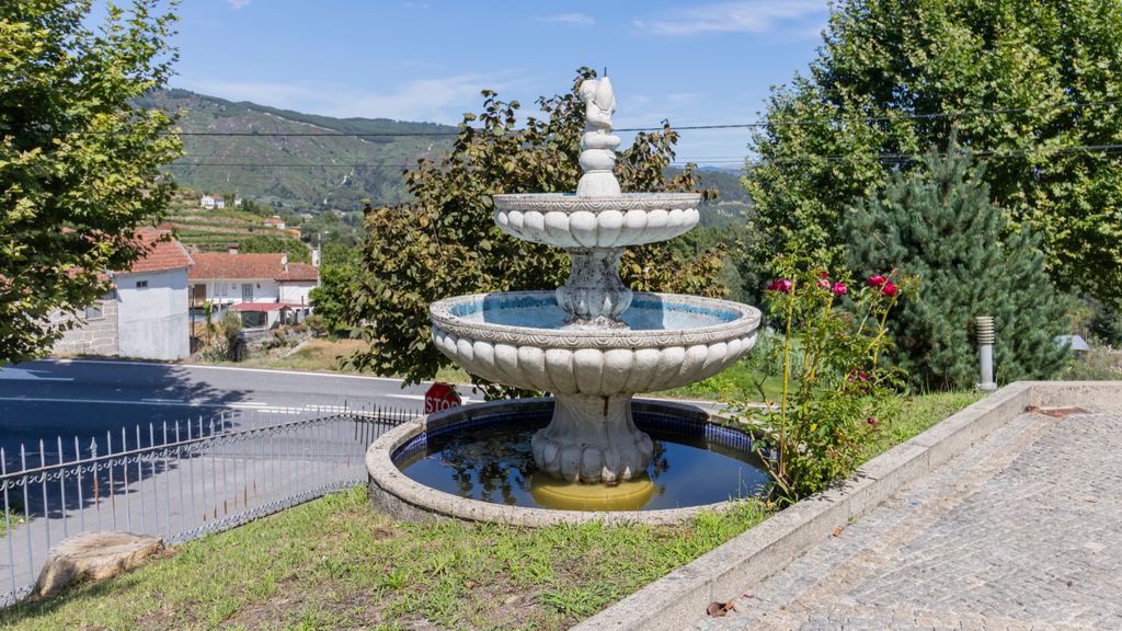 Quinta do Fontanário by LovelyStay