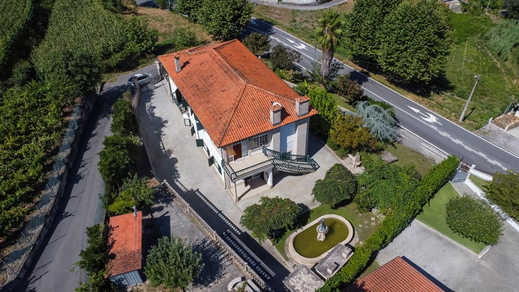 Quinta do Fontanário by LovelyStay