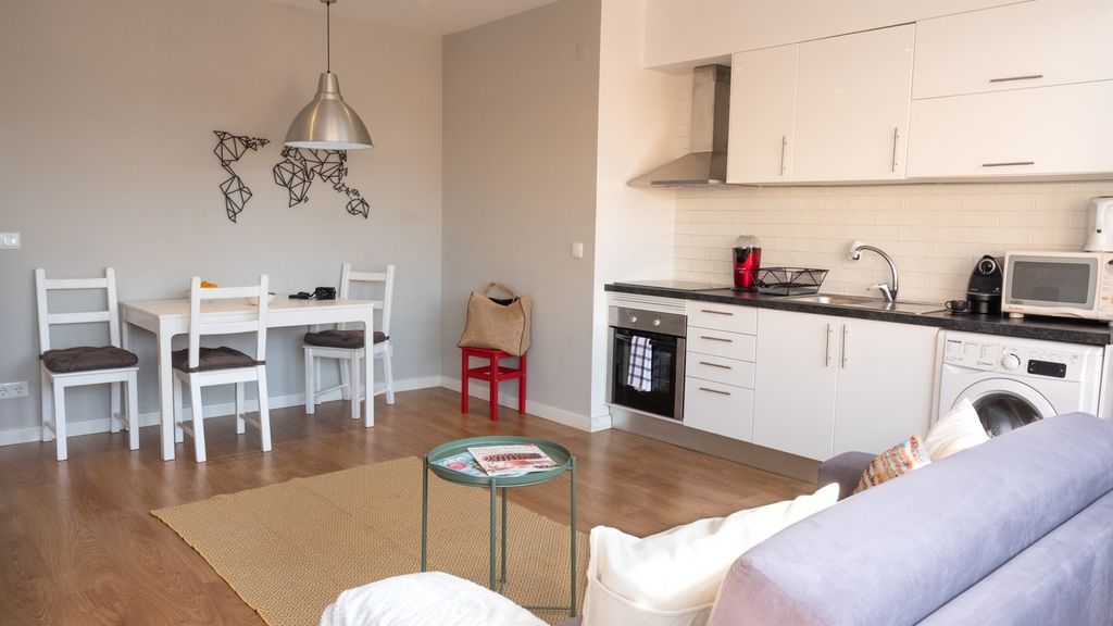 Bright & Central Apartment by LovelyStay