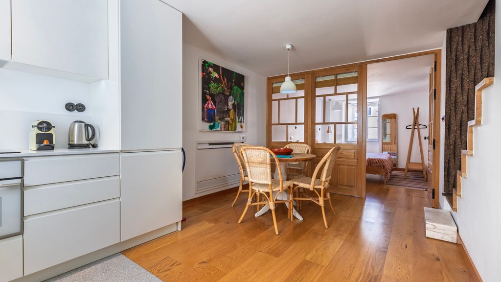 1BDR Apartment w/ Terrace and View by LovelyStay