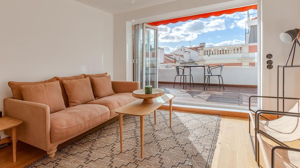 1BDR Apartment w/ Terrace and View by LovelyStay