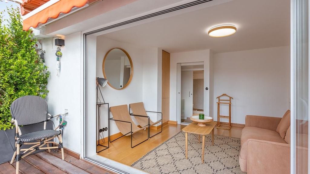 1BDR Apartment w/ Terrace and View by LovelyStay